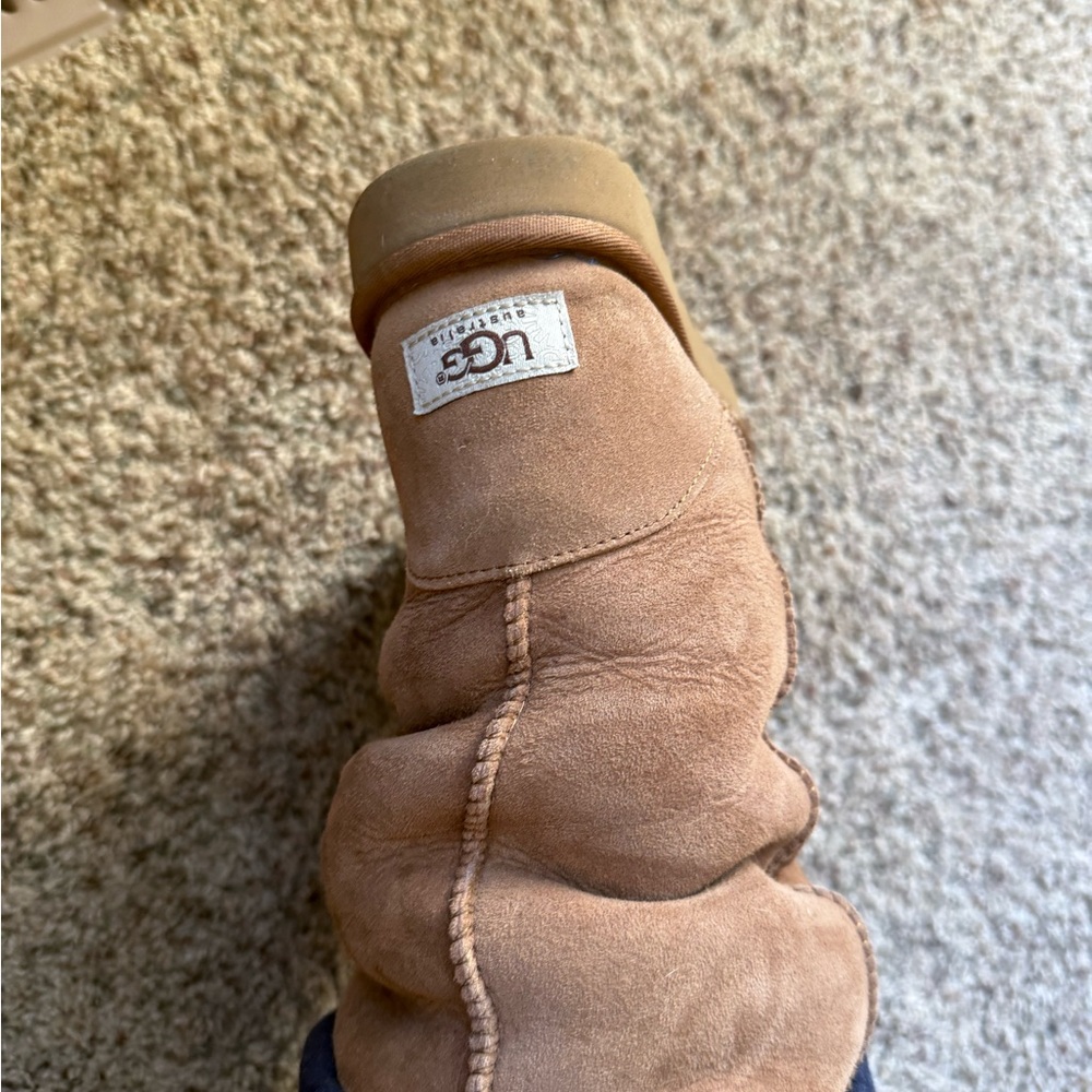UGG Classic Tan Boots women’s 10 - Picture 5 of 6